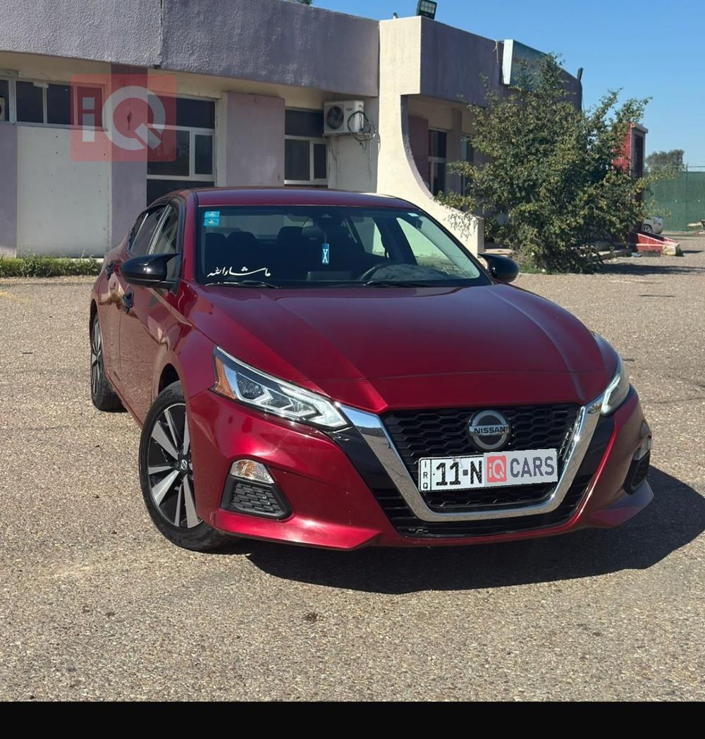 نیسان ئەلتیما